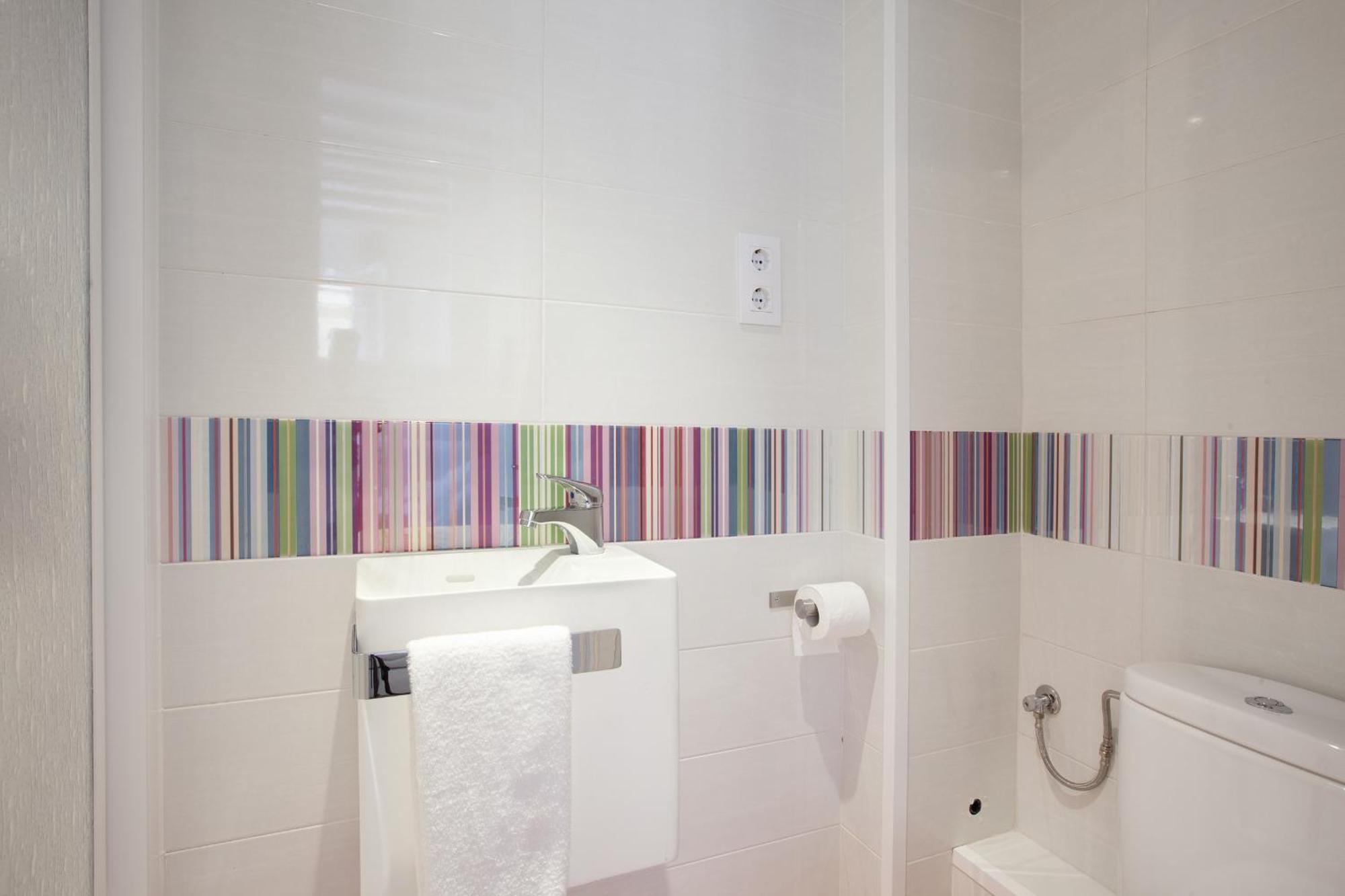 Barnapartments Basic Gracia Barcelona Værelse billede