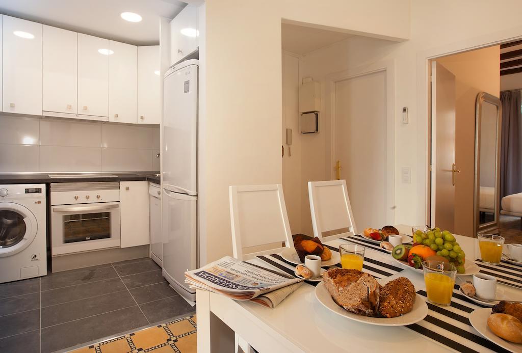 Barnapartments Basic Gracia Barcelona Eksteriør billede